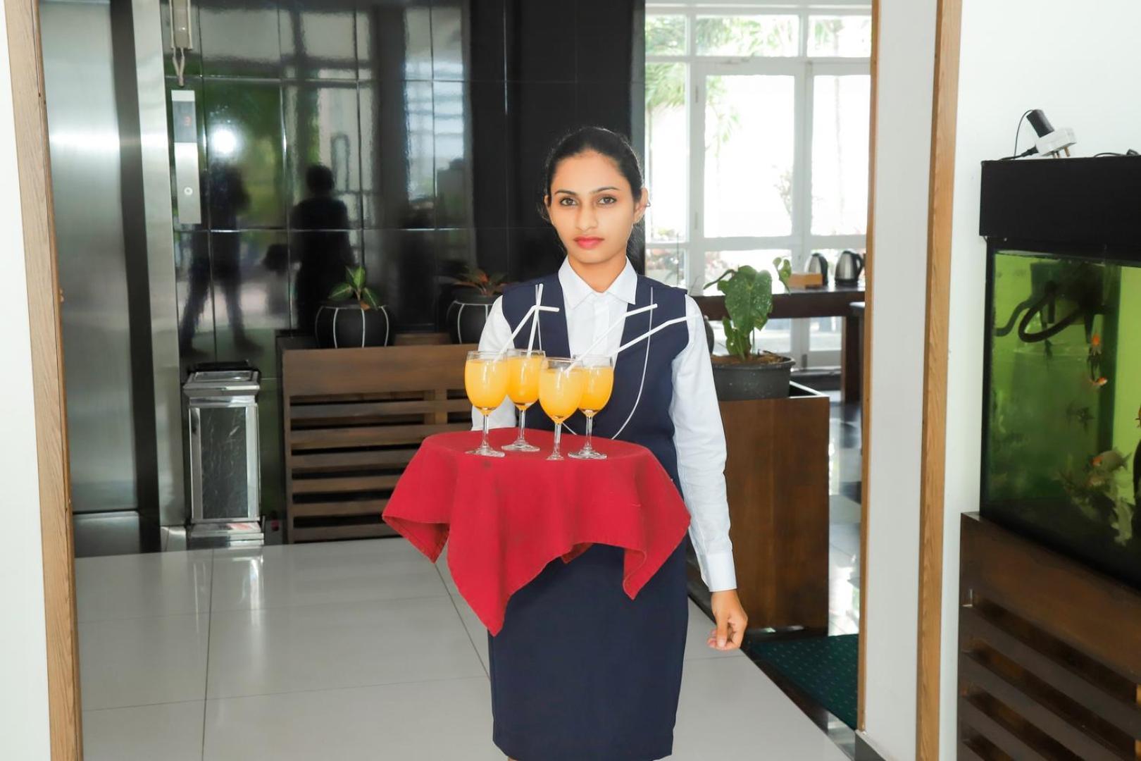 Kanola Luxury Hotel อนุราธปุระ ภายนอก รูปภาพ