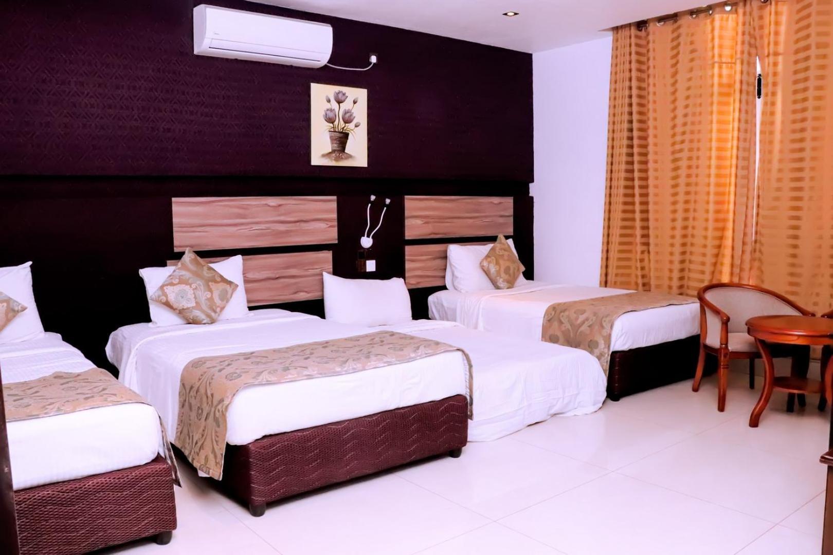 Kanola Luxury Hotel อนุราธปุระ ภายนอก รูปภาพ